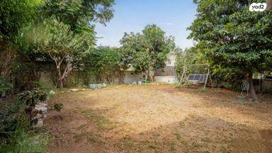 בית פרטי/ קוטג', נאות הפרחים, גן יבנה