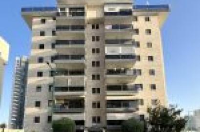 Private Estate Magnificent Views