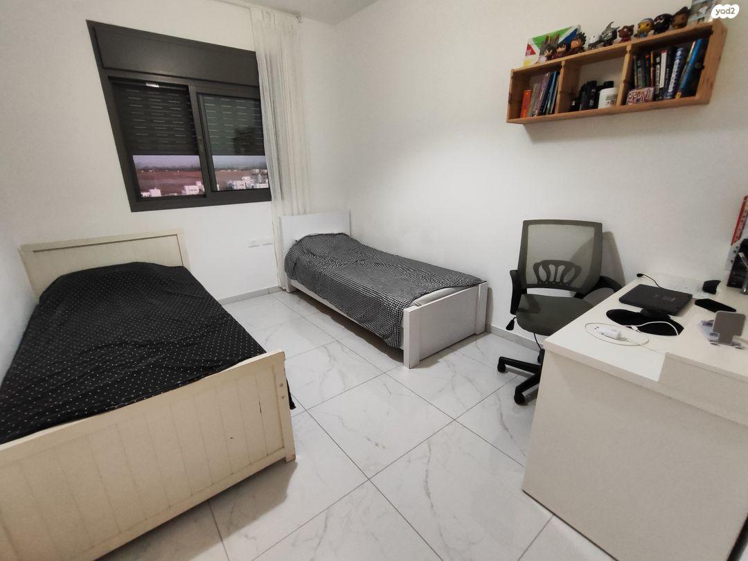 הנרייטה סאלד, קרית גת