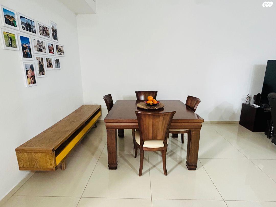 העלייה דו משפחתי, המושבה, גדרה