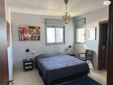 רוגוזין 27, רובע ד', אשדוד